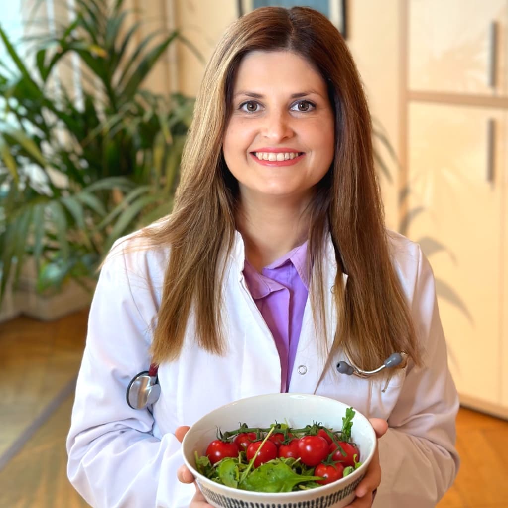 Ankündigung Praxisübernahme: Dr. med. Thomas Rößner übergibt an Dr. med. Jonida Gjolli